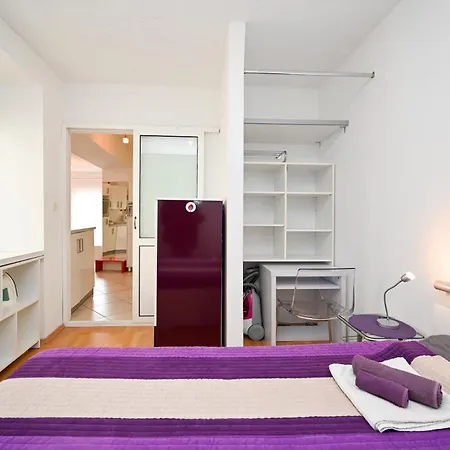 Apartman Bazen Zára